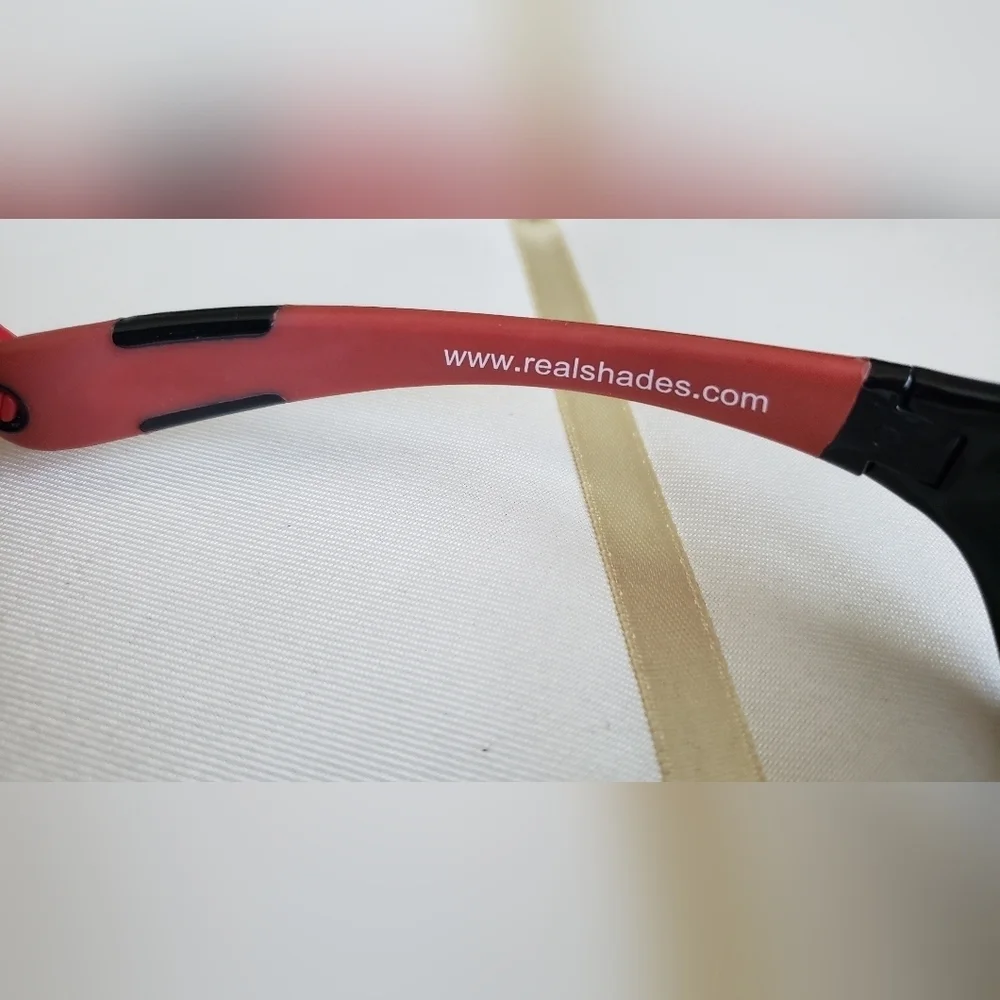 *3/$10 Real Kids Black/Red Flex Fit Removable Band Smoke Lens, 0+